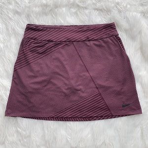Nike | Burgundy Striped Skirt